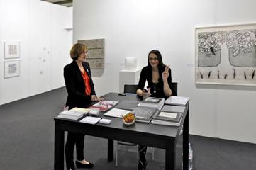 Ruth Hennig und Mirjam Walser  @   KUNST ZRICH 2011 Stand der Galerie ART FORUM UTE BARTH Zrich 