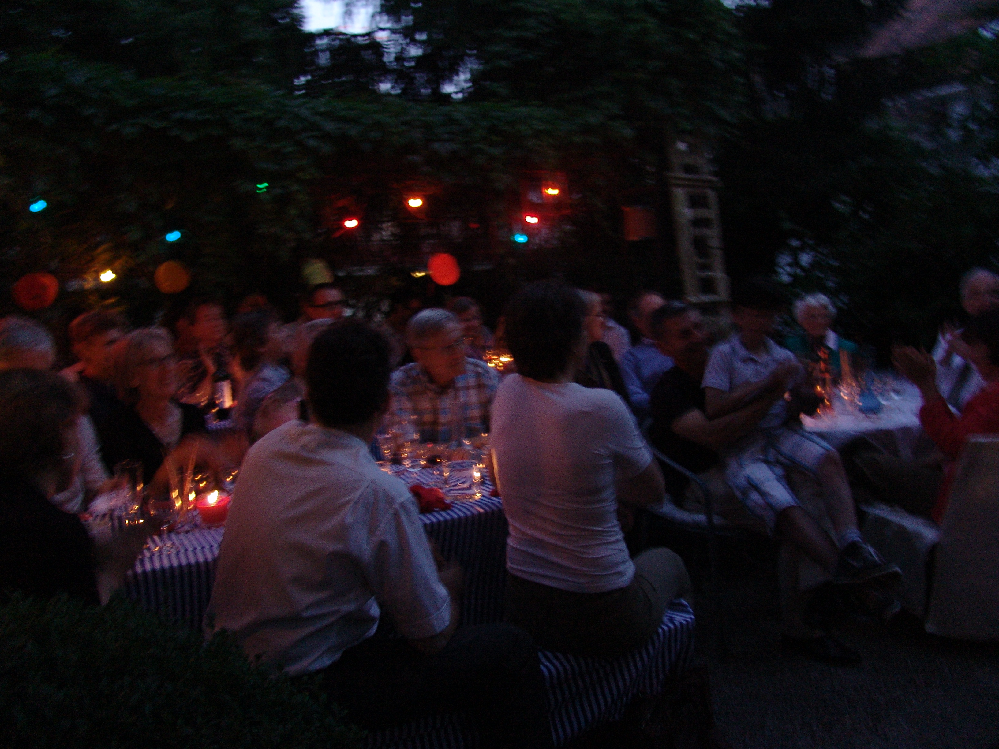 Stimmungsvolle Feste im Galerie-Garten